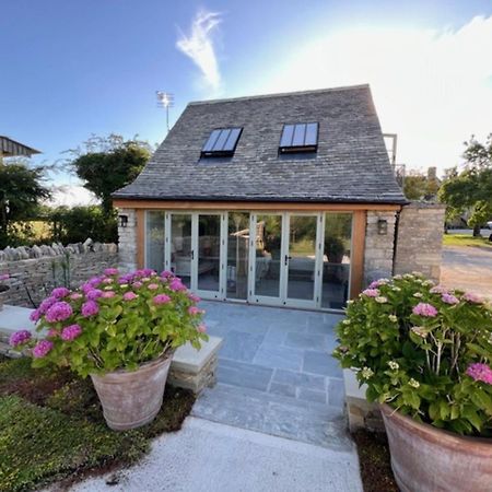 Вілла Idyllic Secluded Hideaway With Countryside Views On The Edge Of The Cotswolds Hailey Екстер'єр фото