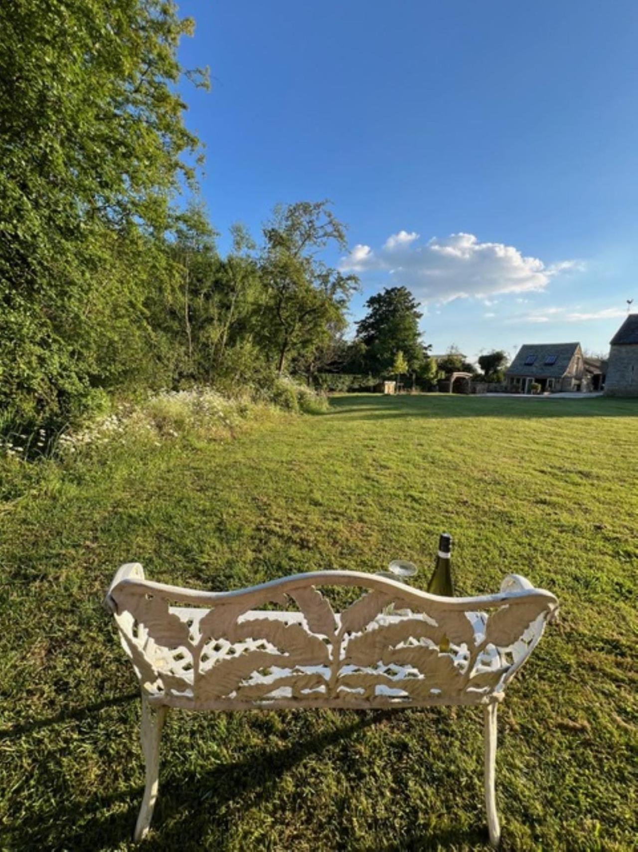 Вілла Idyllic Secluded Hideaway With Countryside Views On The Edge Of The Cotswolds Hailey Екстер'єр фото