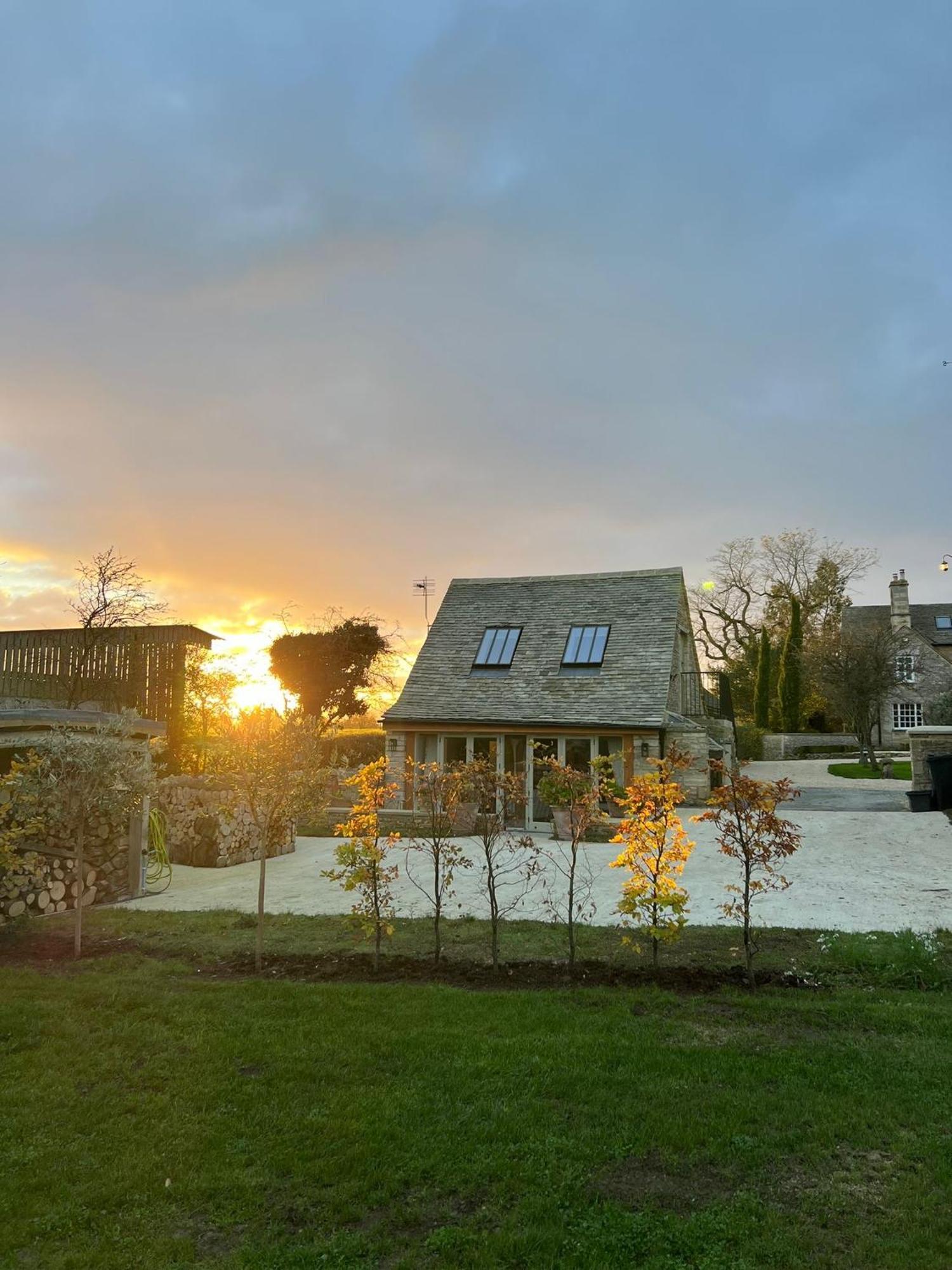 Вілла Idyllic Secluded Hideaway With Countryside Views On The Edge Of The Cotswolds Hailey Екстер'єр фото